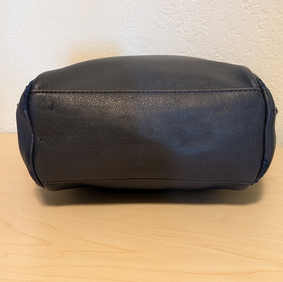 Liz Claiborne Navy Blue Women's Bag - Picture 3 of 10